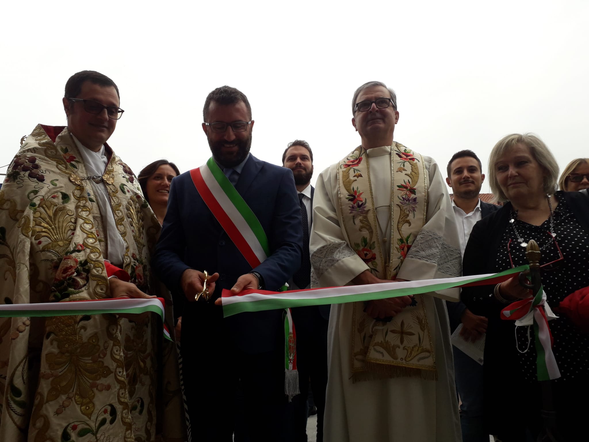 Taglio del nastro_Campanile Nole
